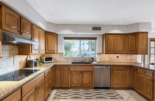 Buenavante House | Paradise Retreat 4BR Prime Scottsdale Location