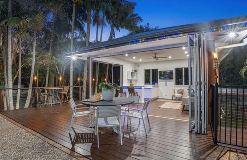 Carrara House | Paradise Retreat Resort Home with Waterfall & Pool on 2000m2