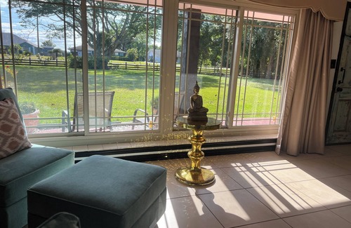 St. Cloud House | Paradise Retreat - Saint Cloud, FL. 4 bedrm Luxury Vacation Rental, Pet Friendly