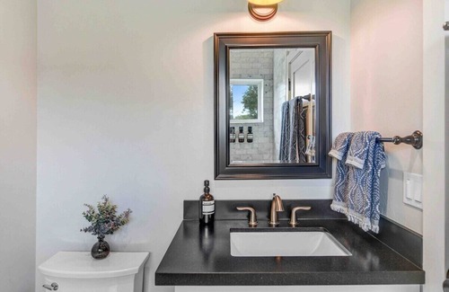Santa Rosa Other | Paradise Ridge Winery Farm Stay