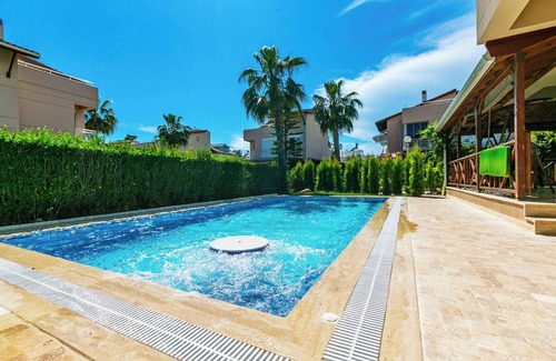 Kadriye Villa | Paradise Town Villa Camilla