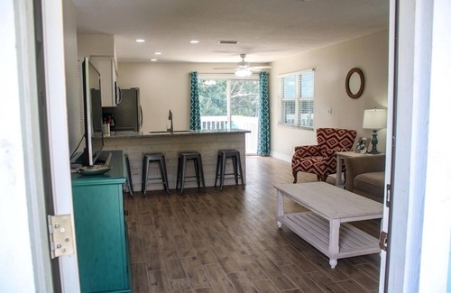 Palm Harbor House | Paradise Vacation Rental with Water Views