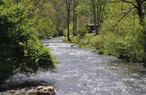 Bryson City House | Paradise Valley Lodge