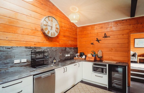 Rotorua Villa | Paradise Valley Lodge