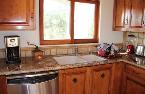 Central Malibu Apartment | Paradise View Guest House