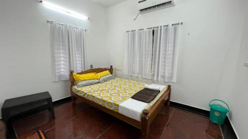 Moratandi Villa | Paradise Yellow Villa