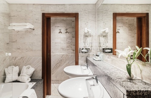 Baiona Old Town Hotel | Parador De Baiona