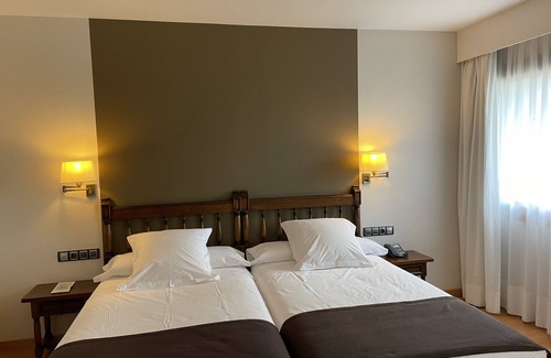 Puebla de Sanabria Hotel | Parador de Puebla de Sanabria