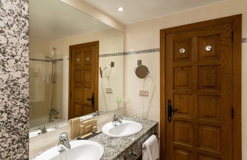 Villalba Hotel | Parador De Vilalba