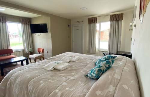 Gobernador Gregores Hotel | Parador Ruta 40