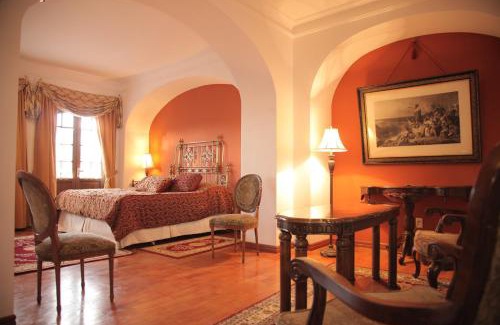 Sucre Hotel | Parador Santa Maria La Real