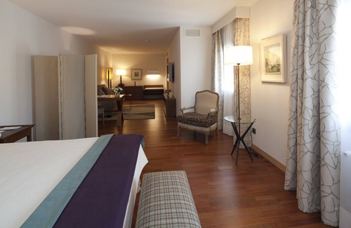 Villafranca del Bierzo Hotel | Parador Villafranca del Bierzo