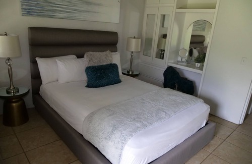 Adjuntas Hotel | Parador Villas Sotomayor