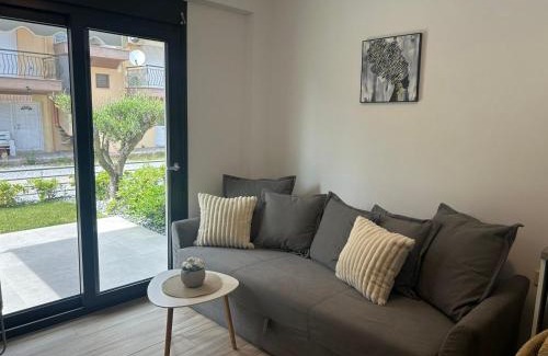 Ofrinion Apartment | Paralia Ofriniou Oasis Apartment with Swimming Pool Access and Starlink WIFI