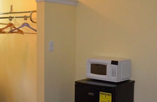 East Stroudsburg Hotel | Paramount Motel