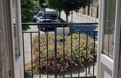 Paray-le-Monial House | PARAY character house close to shrines and shops 13 people