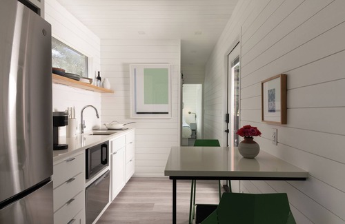 Fredericksburg Cabin | ParcBlu