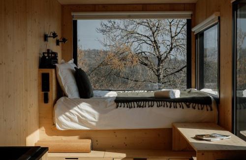 Saint-Martin-du-Mont Ski Chalet | Parcel Tiny House Cuverie au coeur des vignes