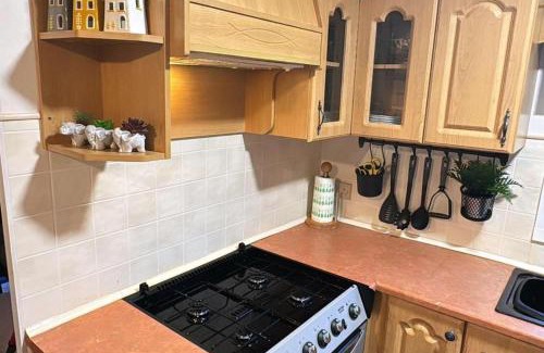 Llanarmon-yn-Ial House | Parcfarm holiday park Mold 3-Bed Caravan Sleeps 6