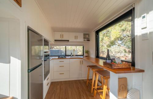 Overland Corner Apartment | Parcoola Retreats Secluded riverside escape