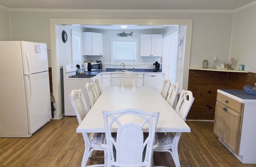 Grand Isle House | Pardners - Beachfront - Island Realty