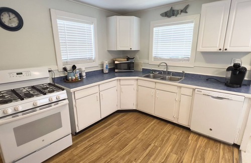 Grand Isle House | Pardners - Beachfront - Island Realty