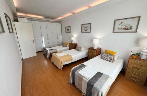 Arruda dos Pisoes House | Paredes 10