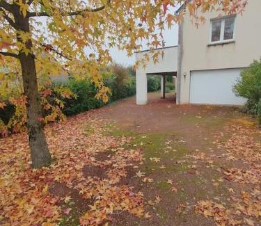 Aze House | parent aise