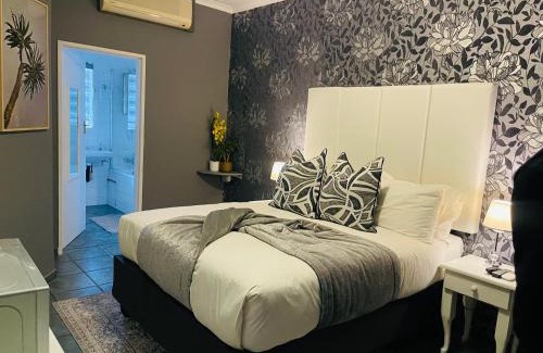 Middelburg House | Pari Guest House