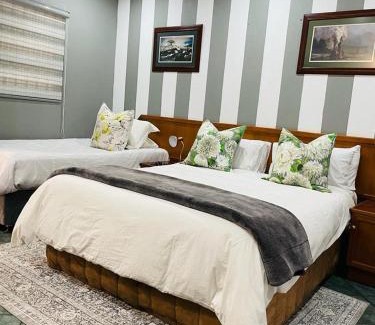 Middelburg House | Pari Guest House