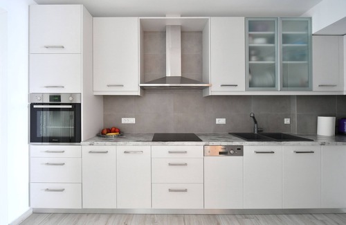 Parikia Apartment | Parikia's Seaside House