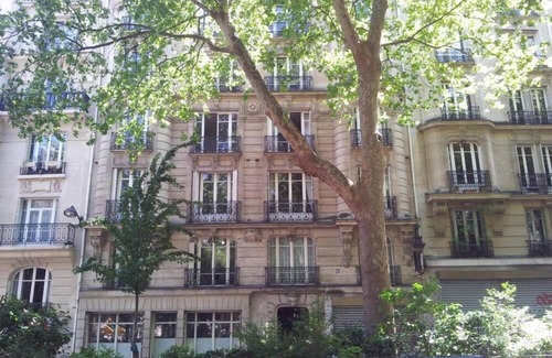 Montmartre Apartment | Paris 18 Montmartre: Charming style in Montmartre with public garden view