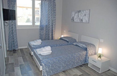 Azzano San Paolo House | Paris - Bonne Nuit
