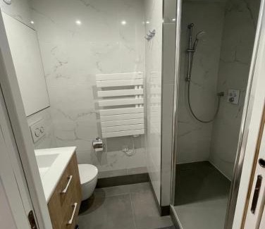 Gambetta Apartment | PARIS Esplanade 1029