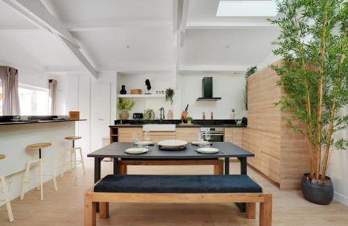 Malakoff Apartment | Paris Expo - Charming Loft at the Gates of Paris - GetHosted