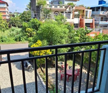 Bharatpur House | Paris Guest House Airport