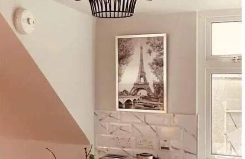 Bantry Apartment | Paris Rooftop Studio, European charm, French chic, Downtown location