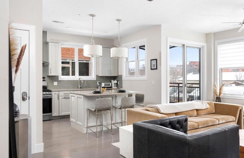 Traverse City House | Park 202 Downtown in the Heart of Traverse City