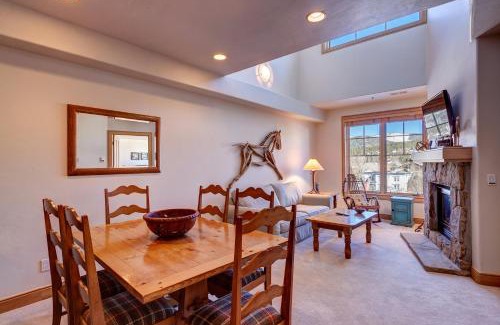 Historic District Apartment | Park Avenue Lofts 306 by Great Western Lodging