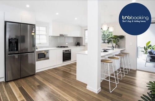 Auchenflower House | Park Avenue Terrace House 3BR - Outdoor, BBQ