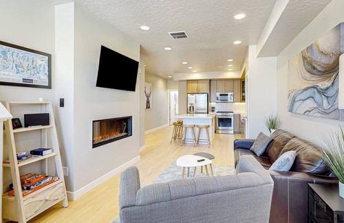 Park City House | Park City 3-bedroom/3-bath townhome, 15 mins to PCMR/DV, 40 mins to SLC airport
