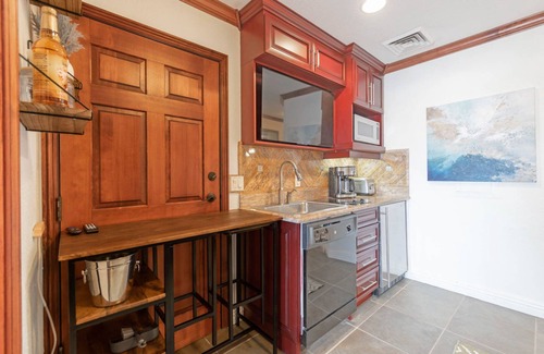 Park City Condo | PARK CITY CANYONS VILLAGE-SKI-IN/OUT-YEAR ROUND MOUNTAIN RESORT, 1 BED, SLEEPS 4