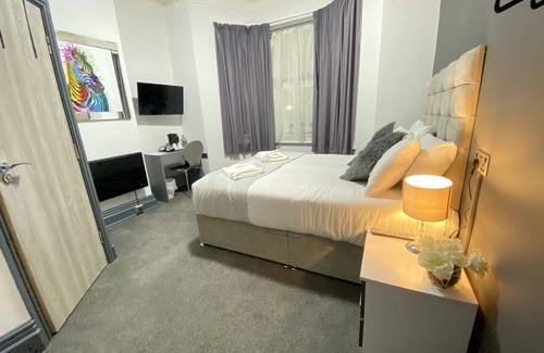 Manchester Hotel | Park City Suites Hotel