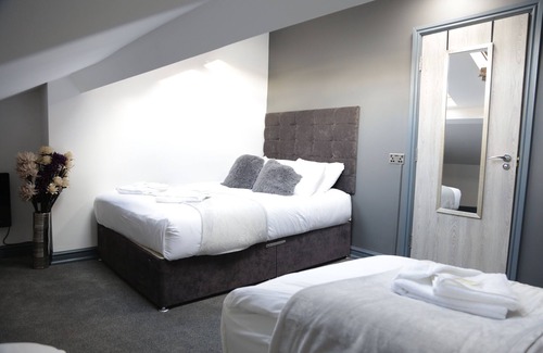 Manchester Hotel | Park City Suites Hotel