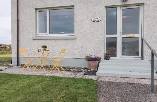 Baleshare House | Park Cottage