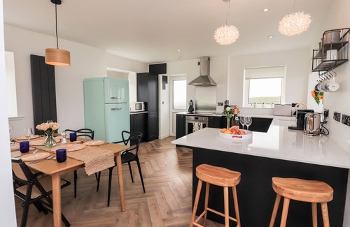 Baleshare Cottage | Park Cottage