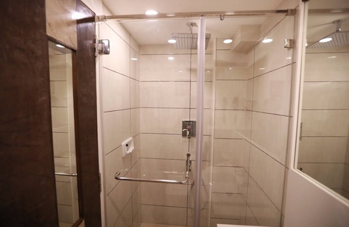 Nungambakkam Hotel | Park Elanza