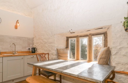 East Horrington Other | PARK FARM BARN, pet friendly, with open fire in Shepton Mallet