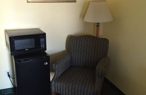 Oklahoma City Hotel | Park Hill Inn and Suites