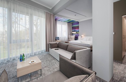 Brzeg Hotel | Park Hotel Brzeg